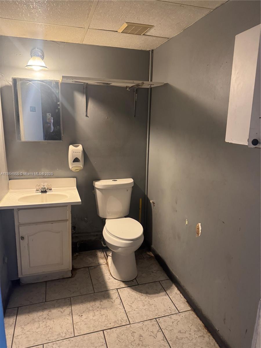 Ver detalles 14C / sq. ft. $ 2025-08-25 0 foto