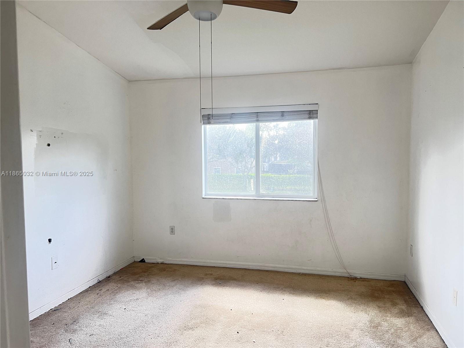 Подробнее 201 3 / 2 1176 кв.футов $ 2025-10-08 0 Фото