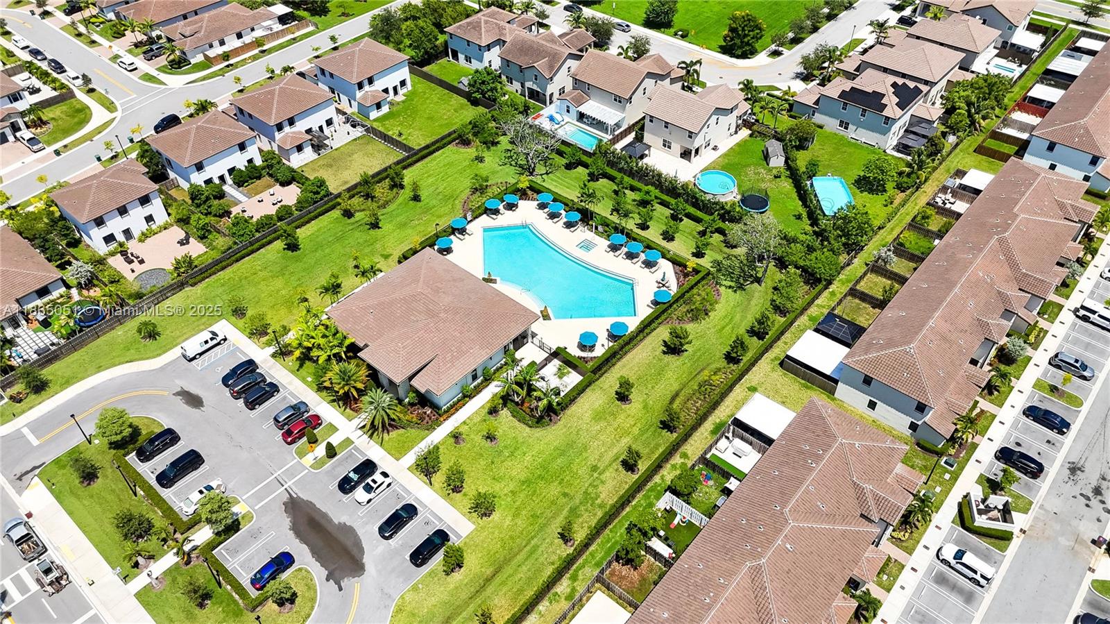 Подробнее 11922 3 / 3 1442 кв.футов $ 2025-08-25 0 Фото