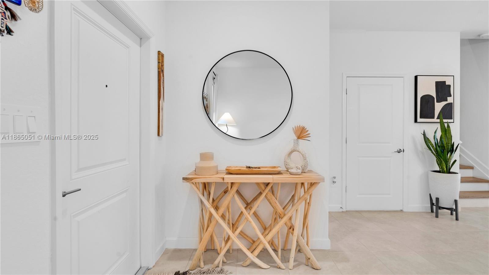 Подробнее 11922 3 / 3 1442 кв.футов $ 2025-08-25 0 Фото