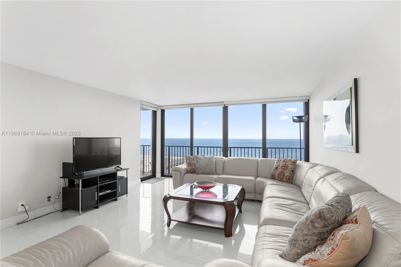 Photo of 2101 Ocean Dr  #1203, Hollywood, Florida, 33019 - 