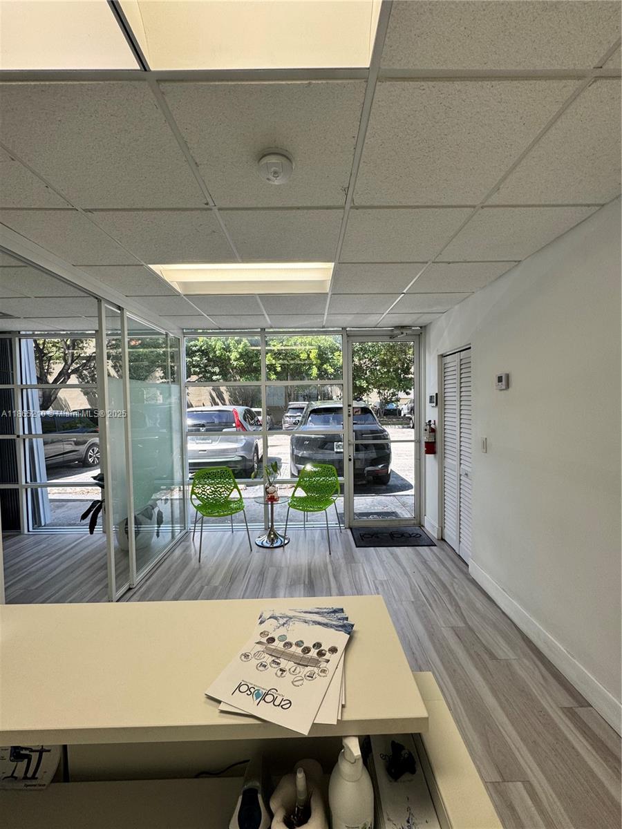 See details 3 / sq. ft. $ 2025-08-26 0 Photo