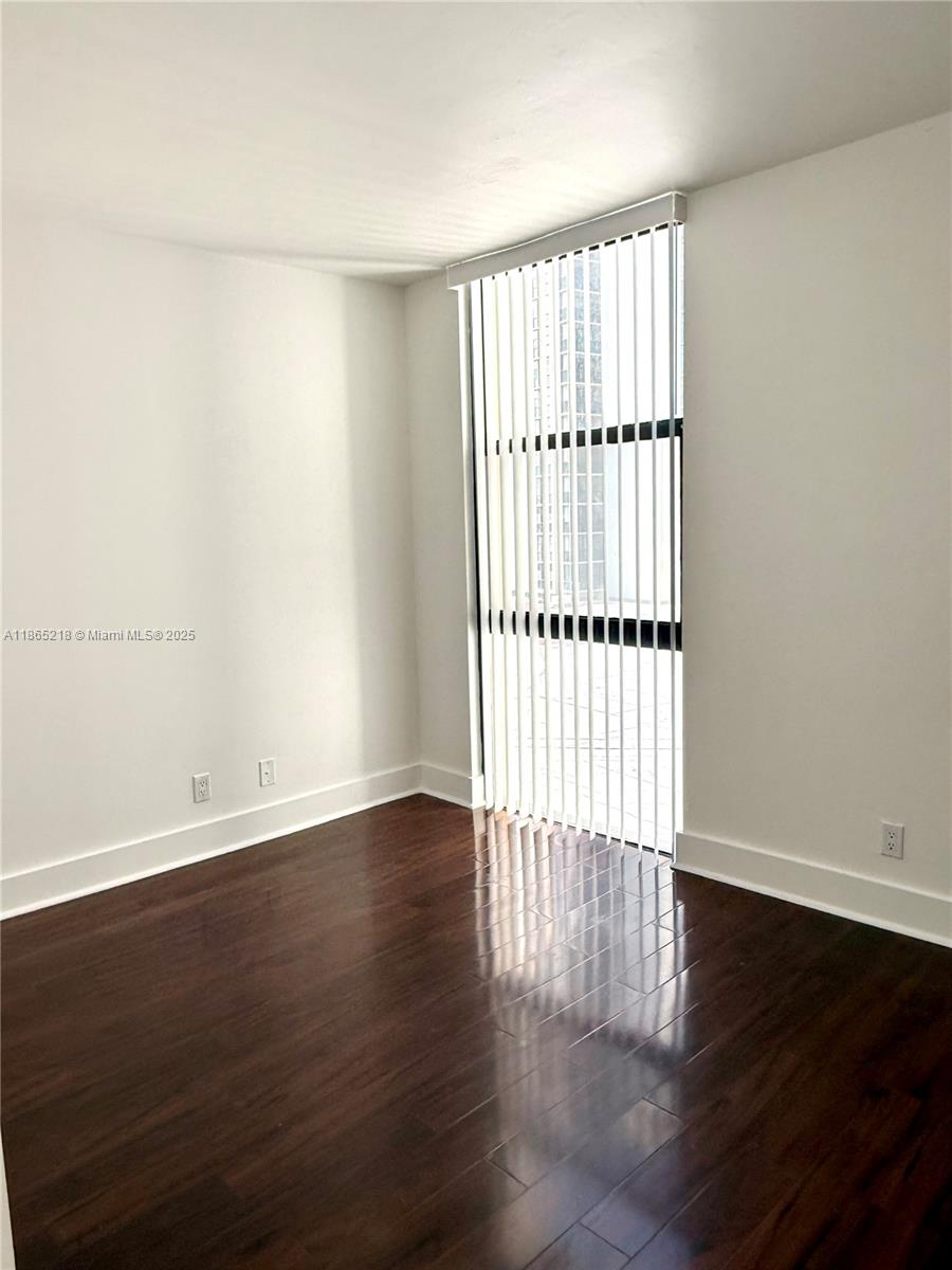 Photo of 20335 Country Club Dr  #502, Aventura, Florida, 33180 - 