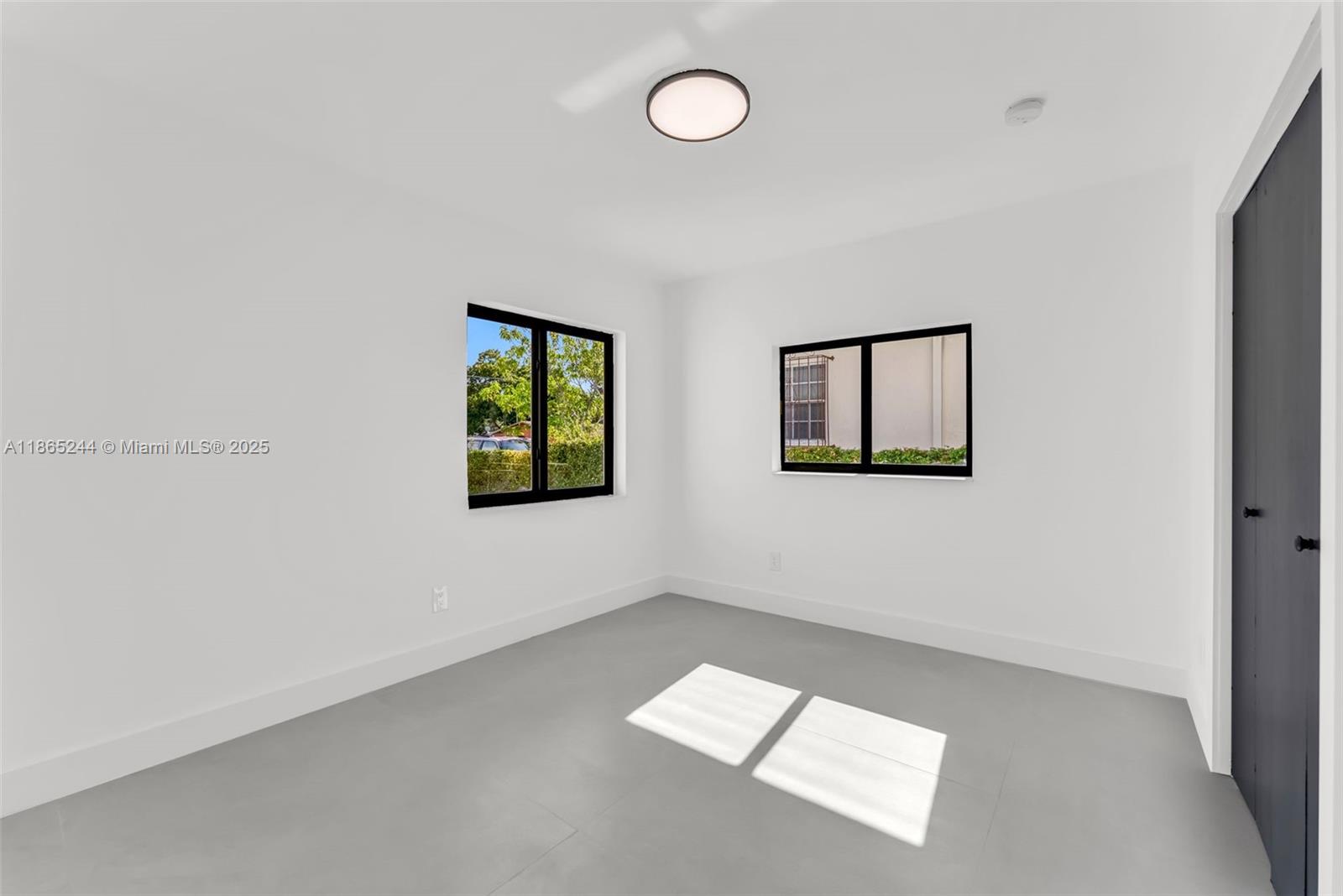See details / 1612 sq. ft. $ 2025-08-25 0 Photo
