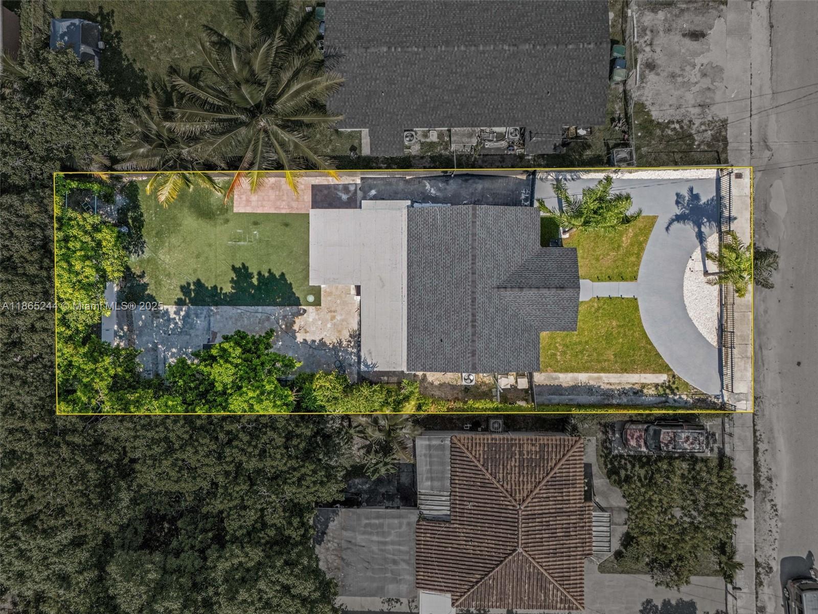 See details / 1612 sq. ft. $ 2025-08-25 0 Photo