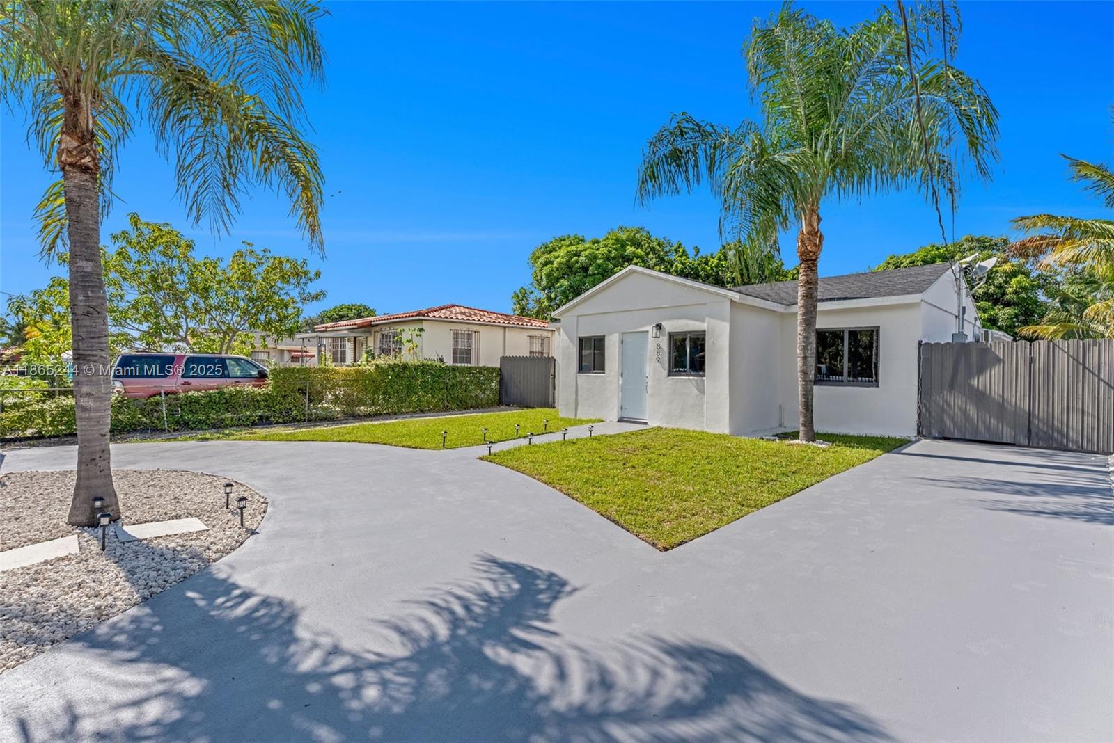See details / 1612 sq. ft. $ 2025-08-25 0 Photo