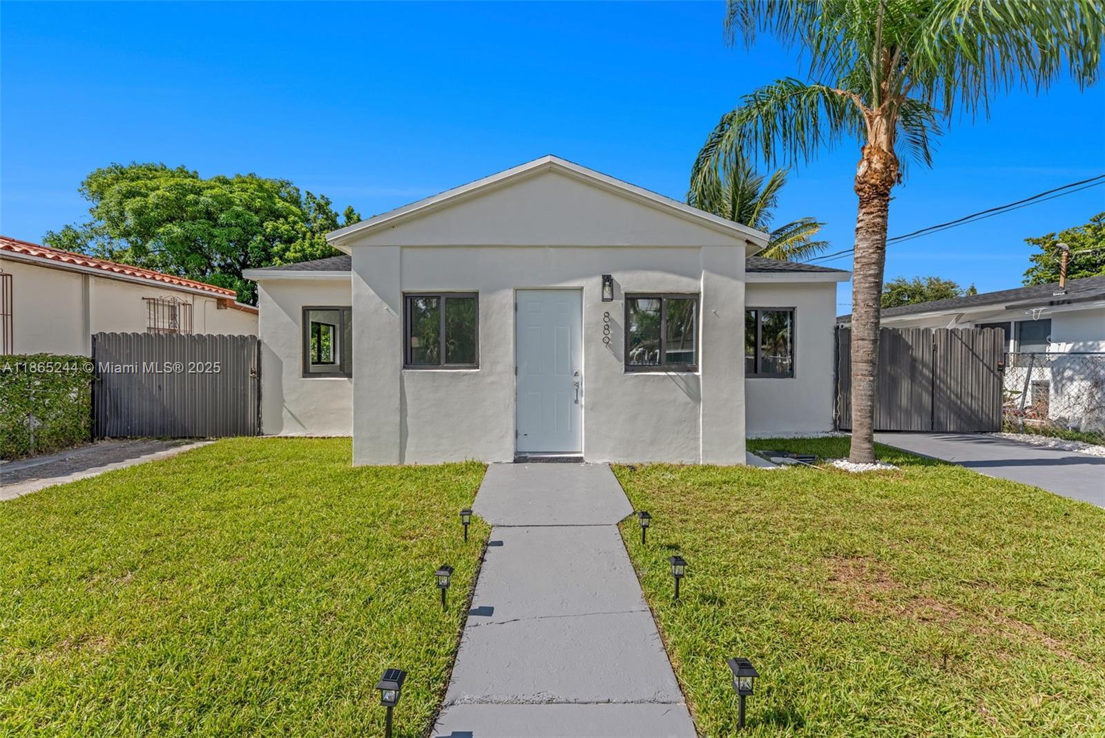 See details / 1612 sq. ft. $ 2025-08-25 0 Photo