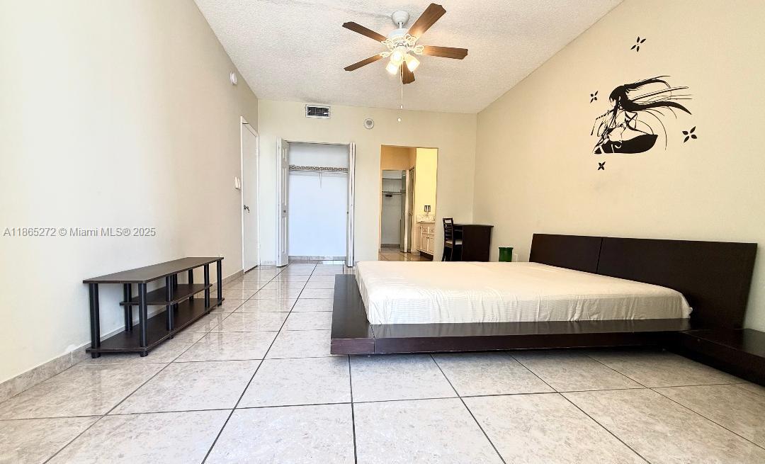 Photo of 1817 Ocean Dr  #PH27, Hallandale Beach, Florida, 33009 - 