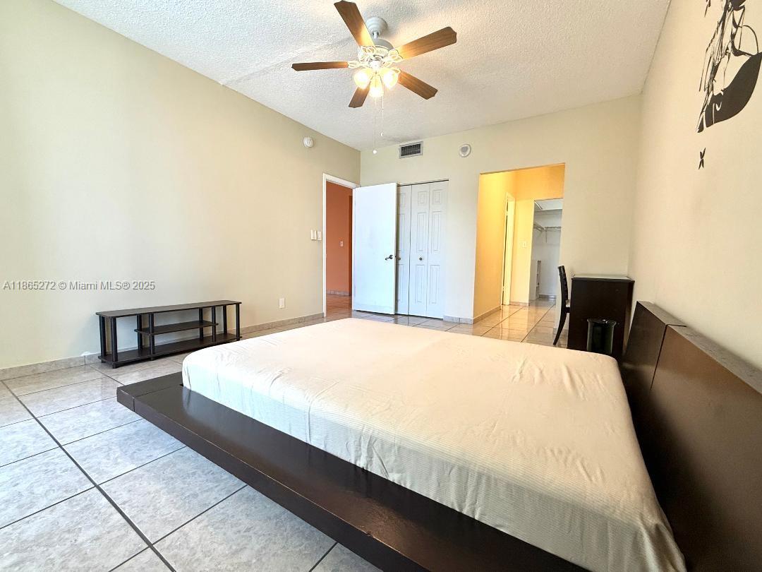Photo of 1817 Ocean Dr  #PH27, Hallandale Beach, Florida, 33009 - Master Sink