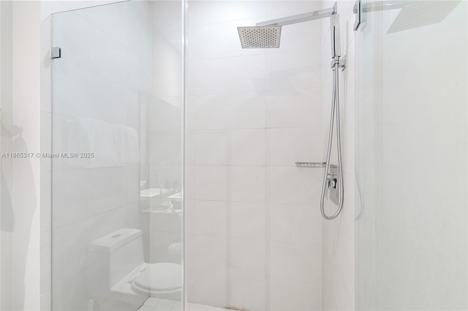 Ver detalles 702 1 / 1 802 sq. ft. $ 2025-08-25 0 foto