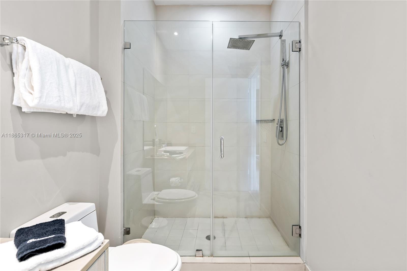 Ver detalles 702 1 / 1 802 sq. ft. $ 2025-08-25 0 foto
