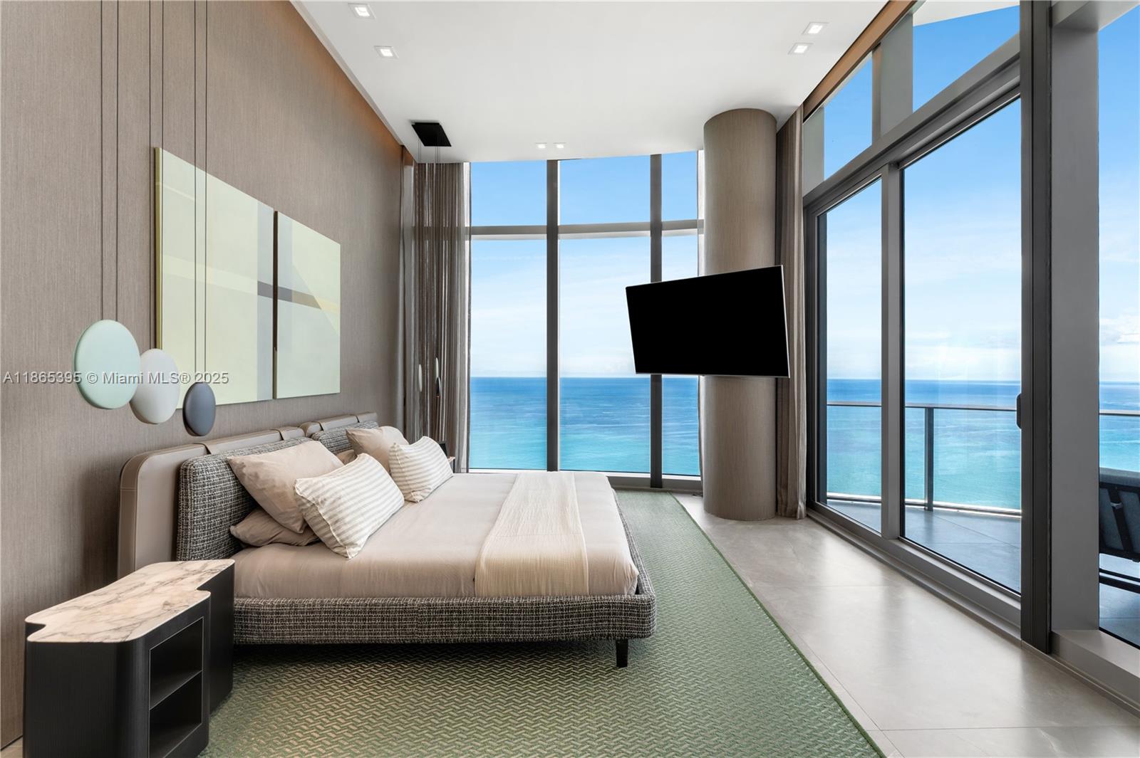 Ver detalles 4802 3 / 4 2174 sq. ft. $ 2025-08-25 0 foto