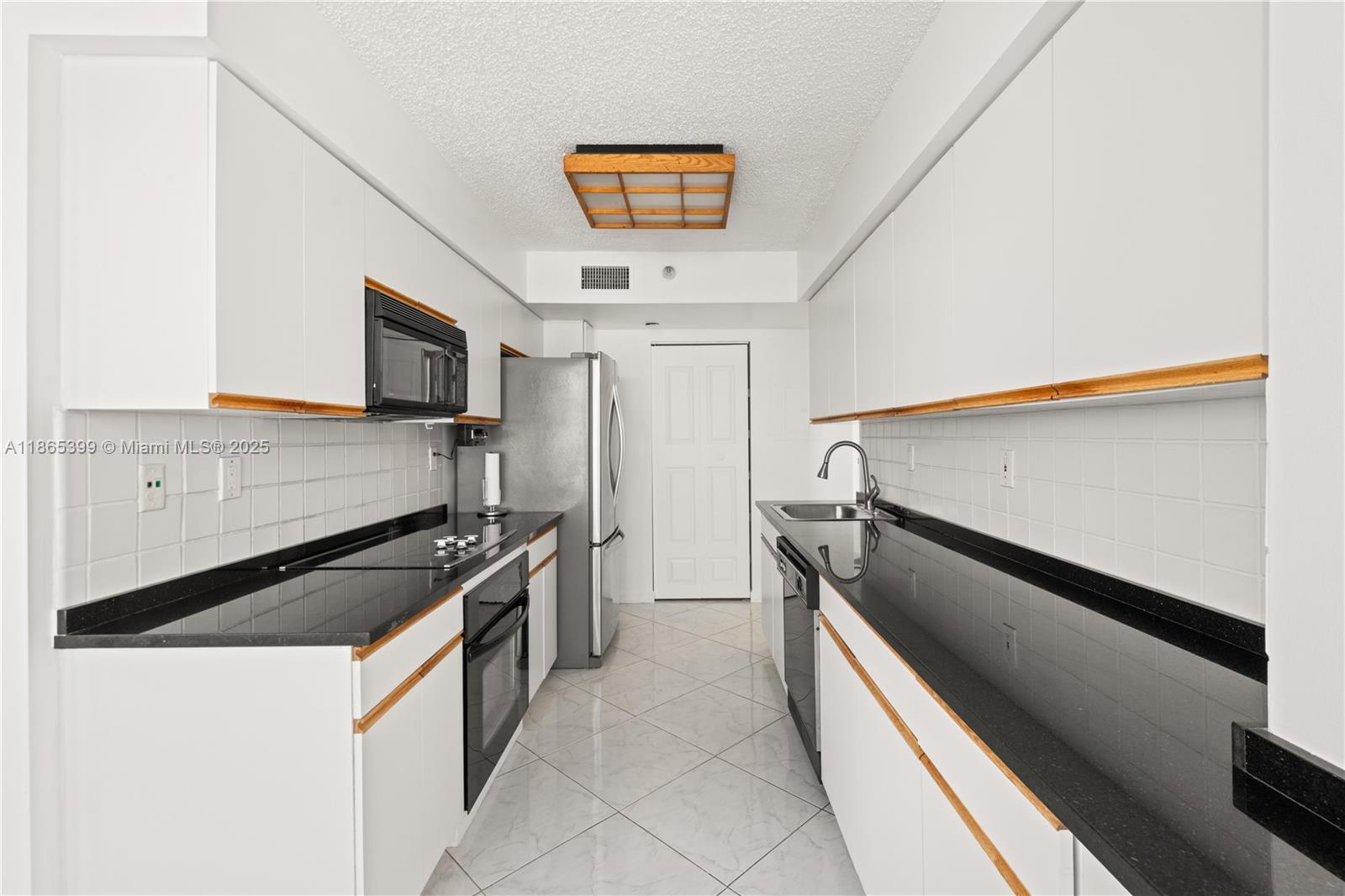 Photo of 3530 Mystic Pointe Dr  #3206, Aventura, Florida, 33180 - 