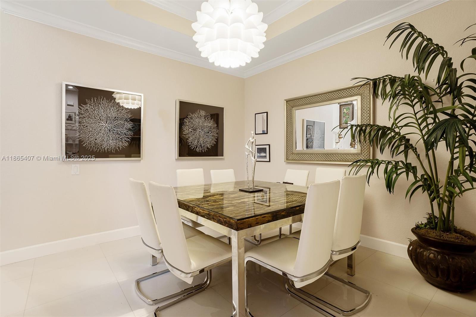 Photo of 1384 Harbor View W  (1384), Hollywood, Florida, 33019 - 