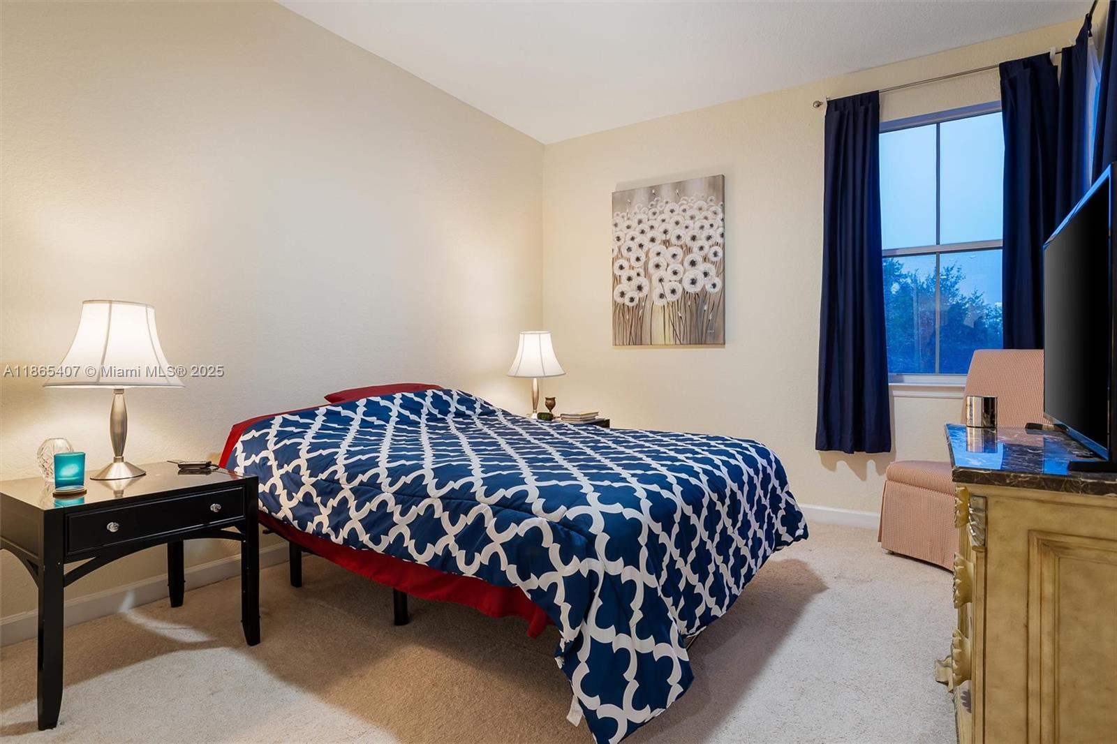 Photo of 1384 Harbor View W  (1384), Hollywood, Florida, 33019 - 