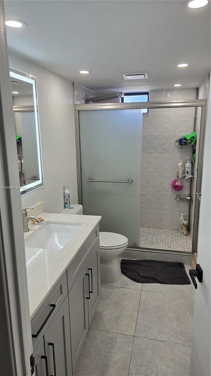 Photo of 2500 Parkview Dr  #2312, Hallandale Beach, Florida, 33009 - 
