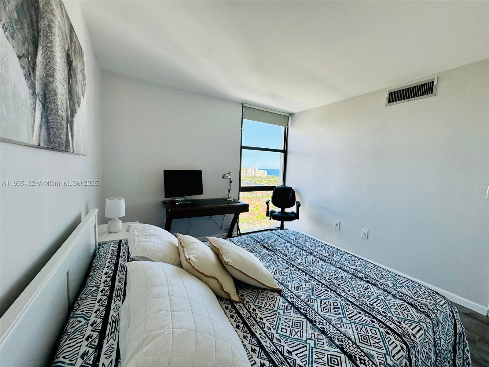 Photo of 3675 Country Club Dr  #2603, Aventura, Florida, 33180 - 