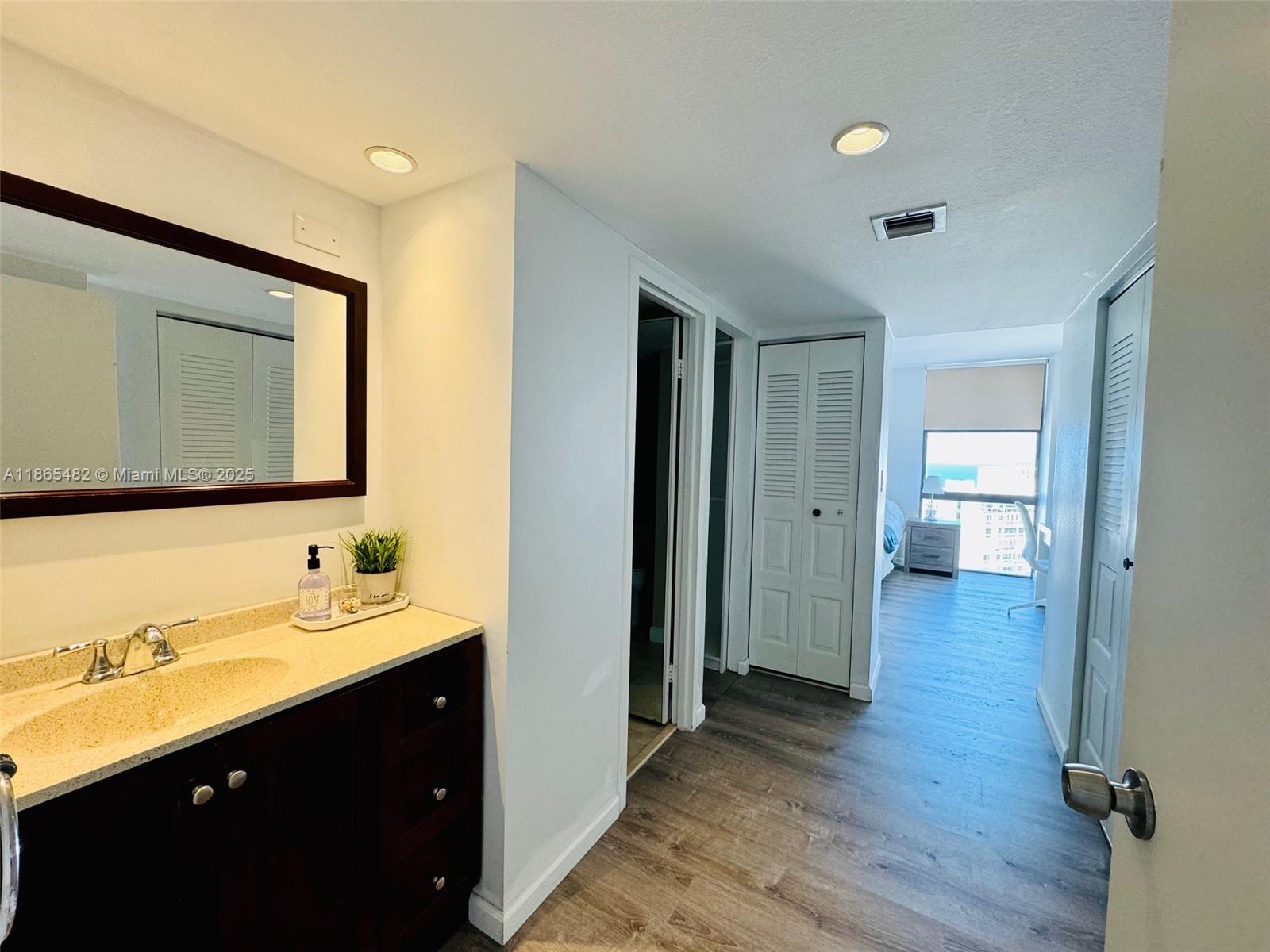 Photo of 3675 Country Club Dr  #2603, Aventura, Florida, 33180 - 