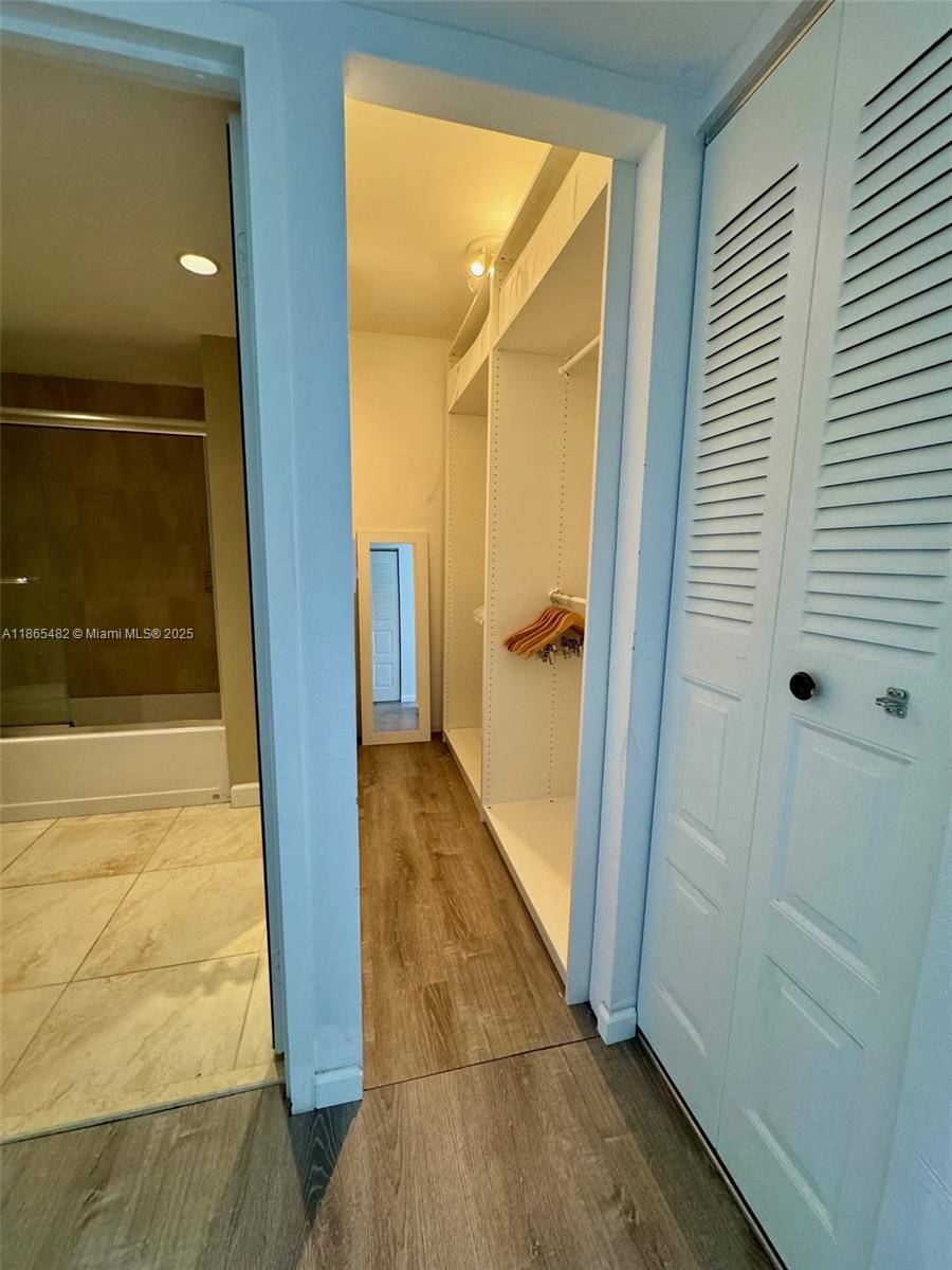 Photo of 3675 Country Club Dr  #2603, Aventura, Florida, 33180 - 