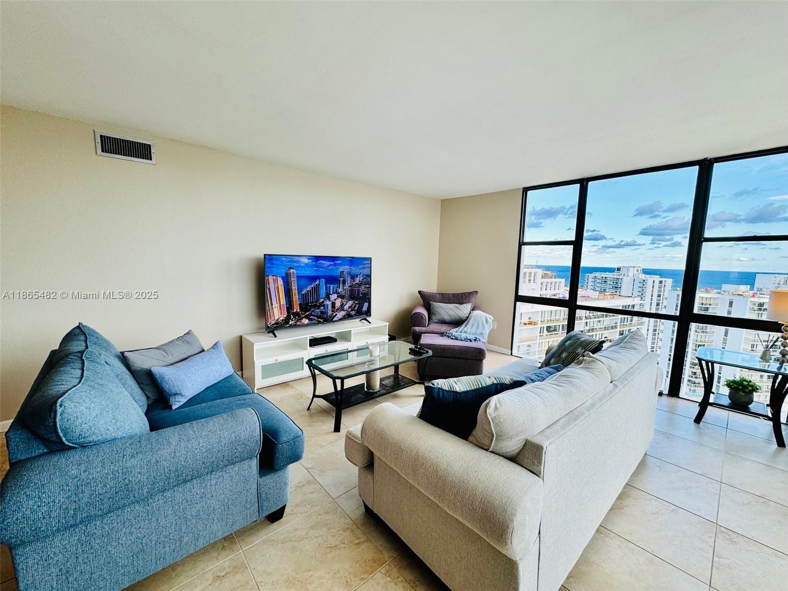 Photo of 3675 Country Club Dr  #2603, Aventura, Florida, 33180 - 