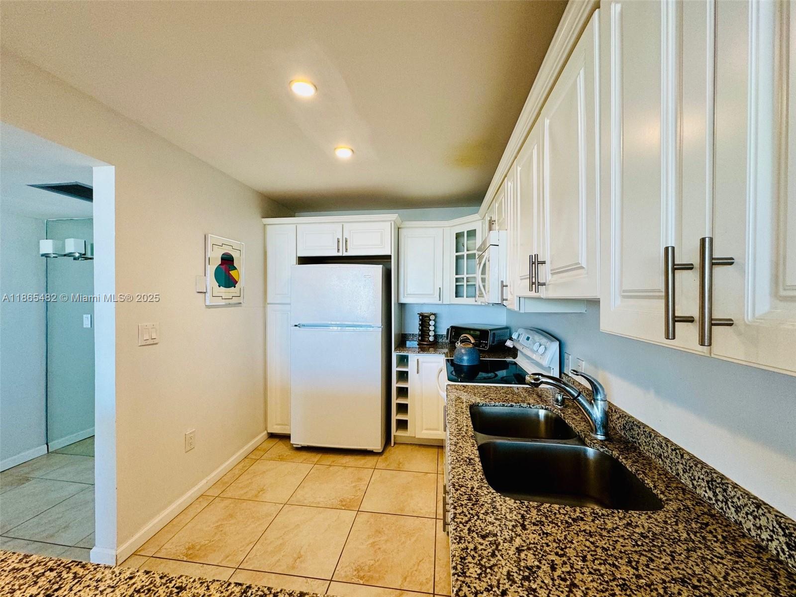 Photo of 3675 Country Club Dr  #2603, Aventura, Florida, 33180 - 