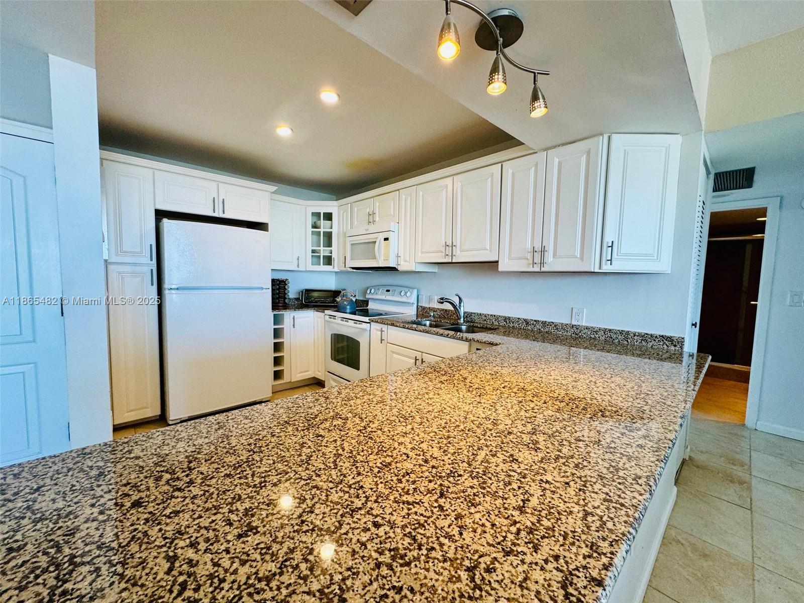 Photo of 3675 Country Club Dr  #2603, Aventura, Florida, 33180 - 