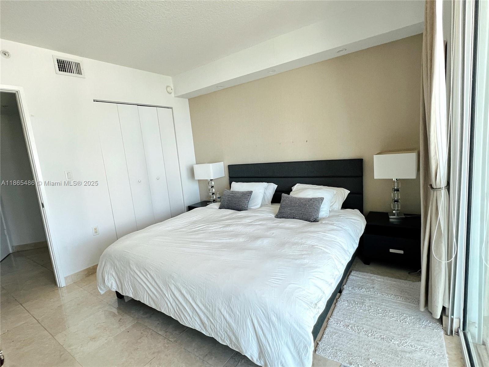 Photo of 200 Sunny Isles Blvd  #2-1402, Sunny Isles Beach, Florida, 33160 - 