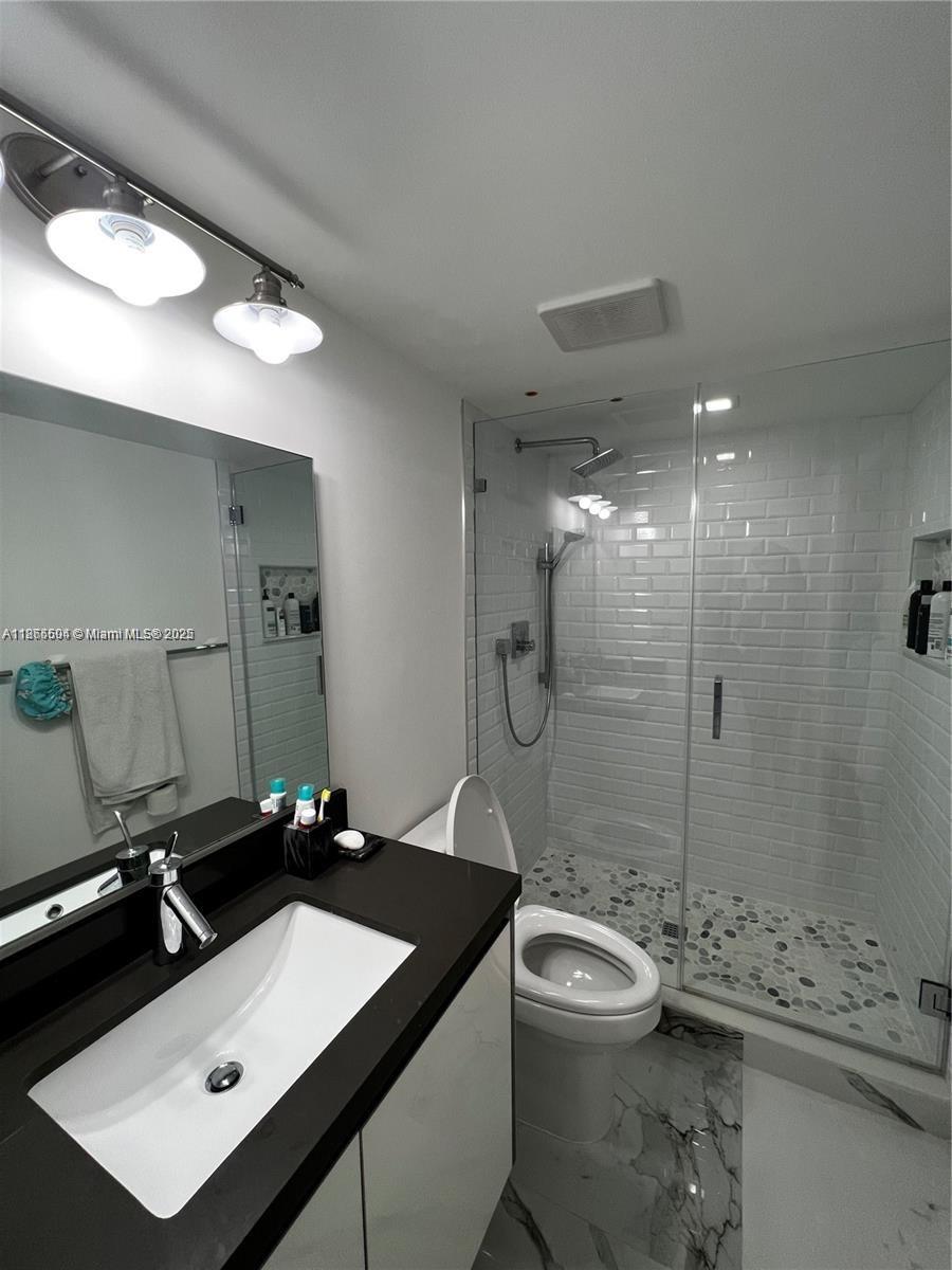 Photo of 2030 Ocean Dr  #1022, Hallandale Beach, Florida, 33009 - 