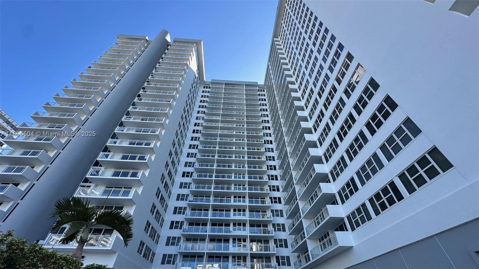 Photo of 2030 Ocean Dr  #1022, Hallandale Beach, Florida, 33009 - 