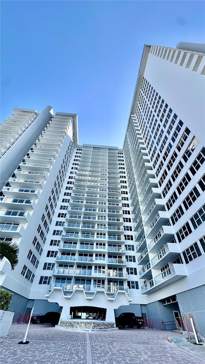 Photo of 2030 Ocean Dr  #1022, Hallandale Beach, Florida, 33009 - 