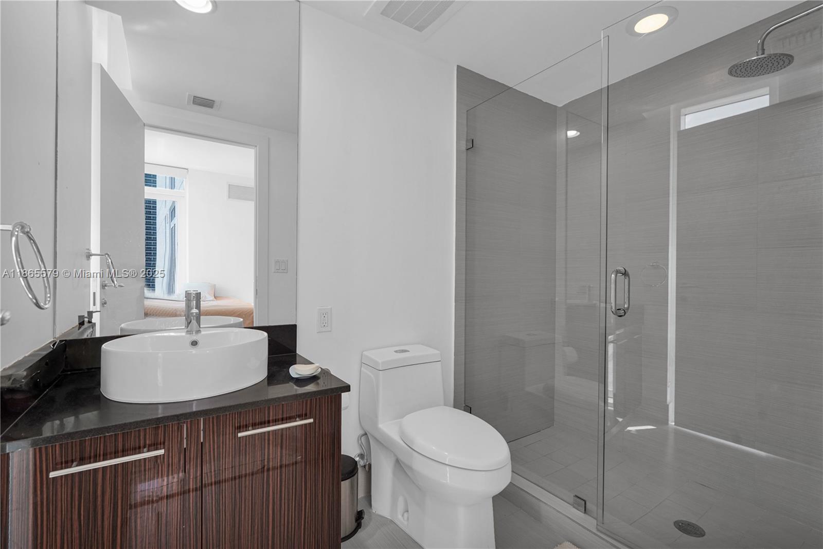 Photo of 3951 Ocean Dr  #1901, Hollywood, Florida, 33019 - 