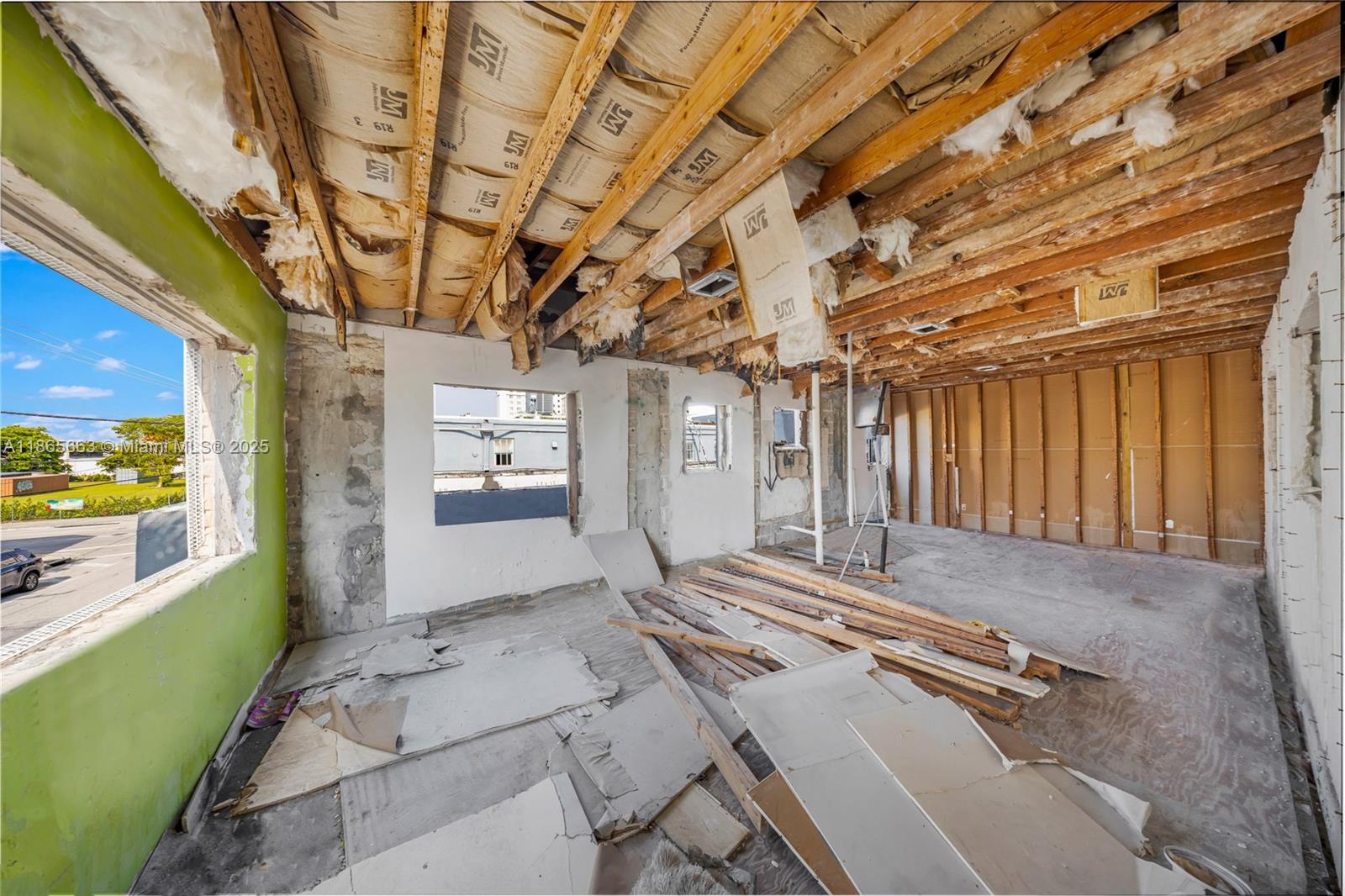 See details / sq. ft. $ 2025-08-26 0 Photo