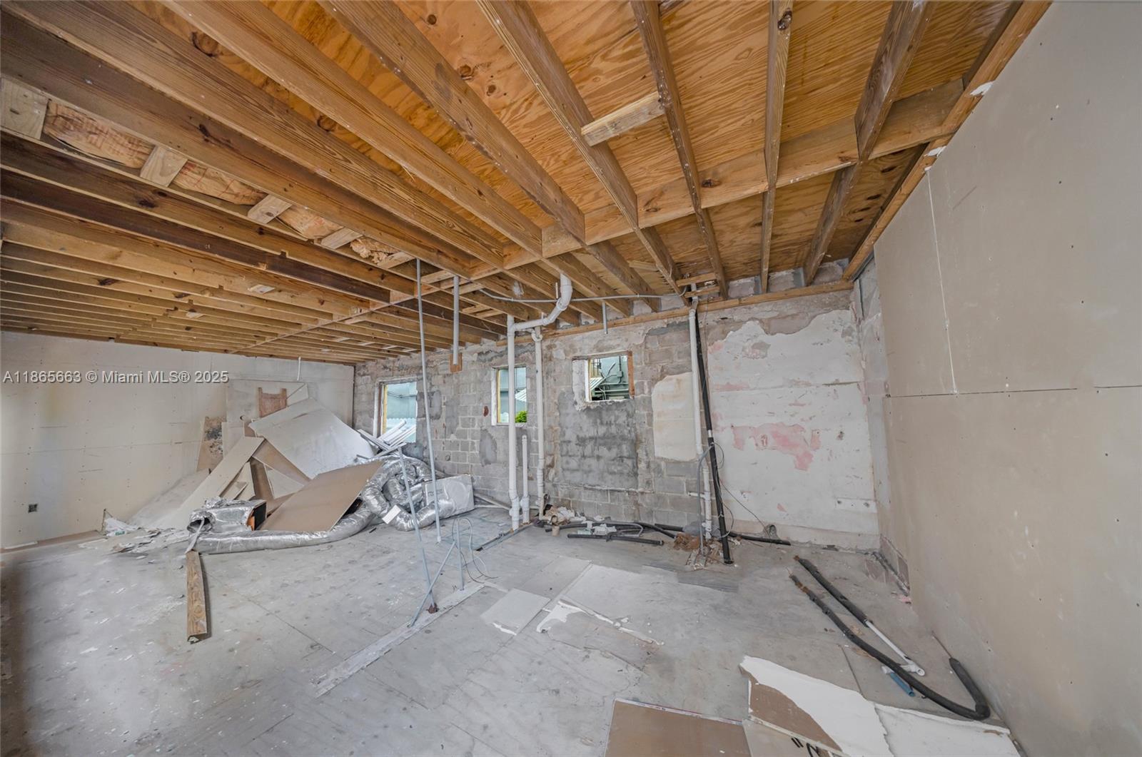 See details / sq. ft. $ 2025-08-26 0 Photo