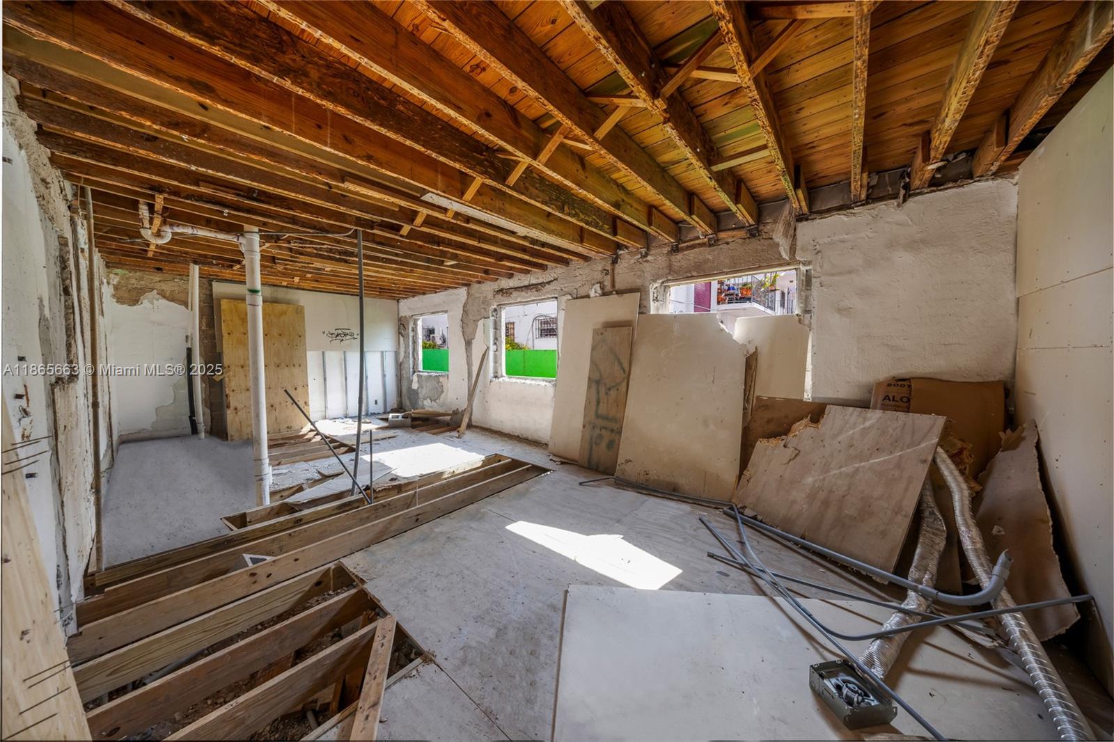See details / sq. ft. $ 2025-08-26 0 Photo