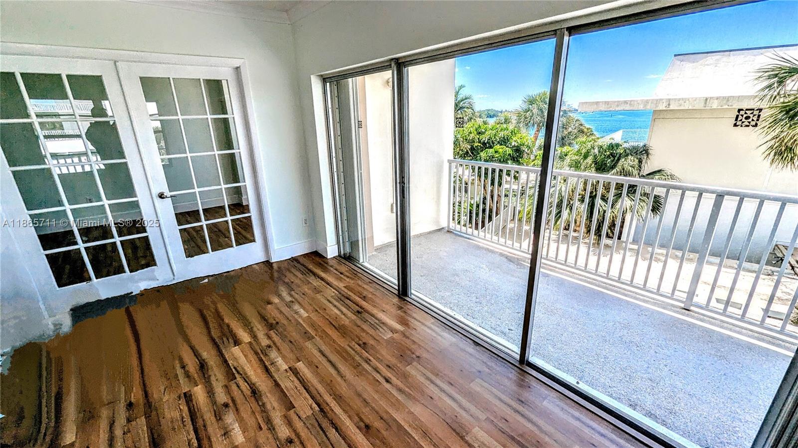 See details 206 3 / 3 1570 sq. ft. $ 2025-08-26 0 Photo
