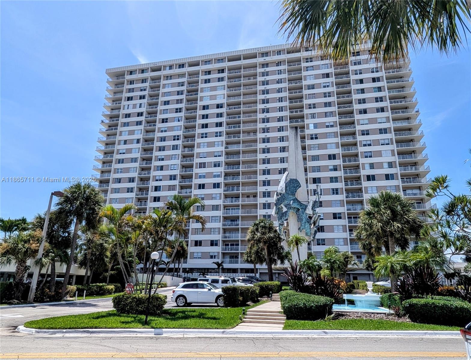 See details 206 3 / 3 1570 sq. ft. $ 2025-08-26 0 Photo