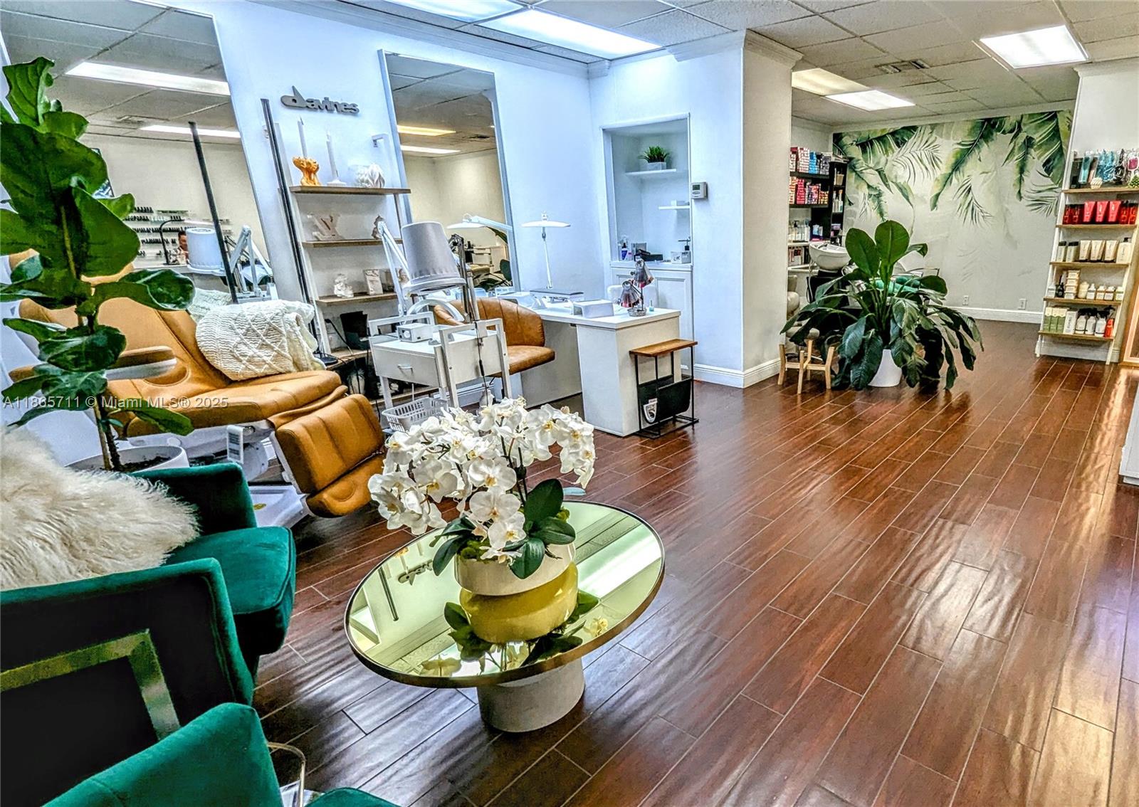 See details 206 3 / 3 1570 sq. ft. $ 2025-08-26 0 Photo