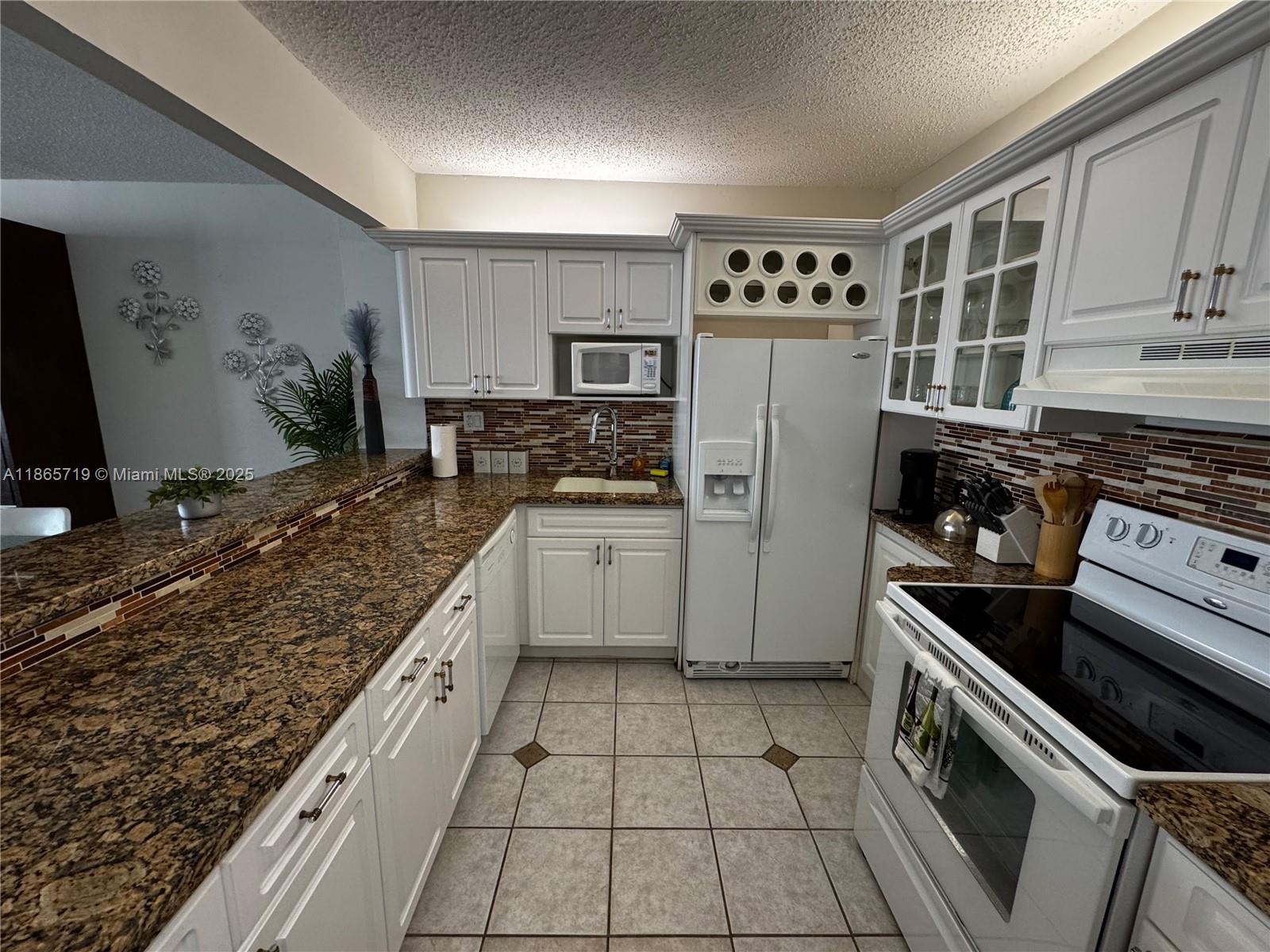 Photo of 3725 Ocean Dr #403, Hollywood, Florida, 33019 -