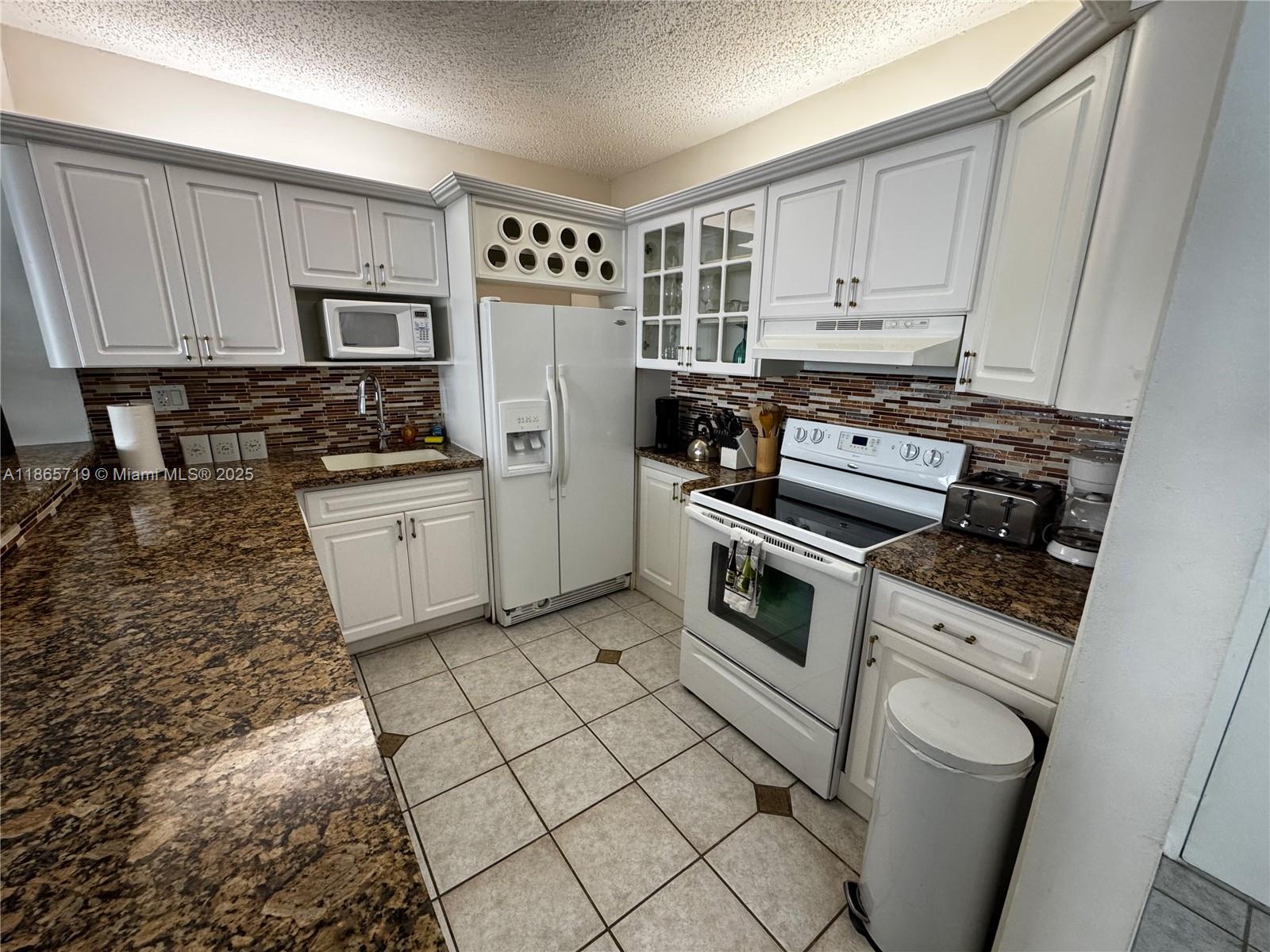 Photo of 3725 Ocean Dr #403, Hollywood, Florida, 33019 -