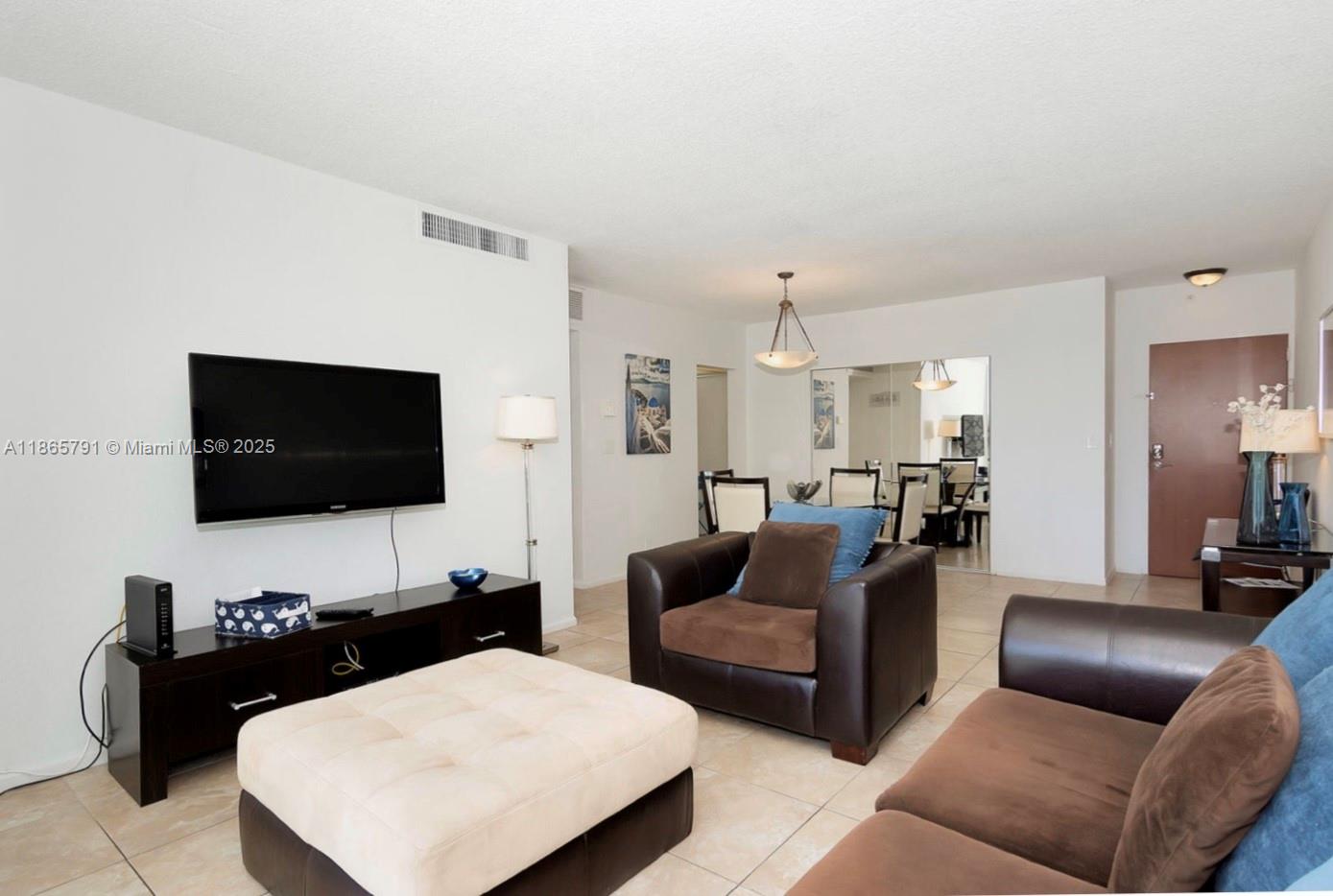 Photo of 3901 Ocean Dr  #4U, Hollywood, Florida, 33019 - 