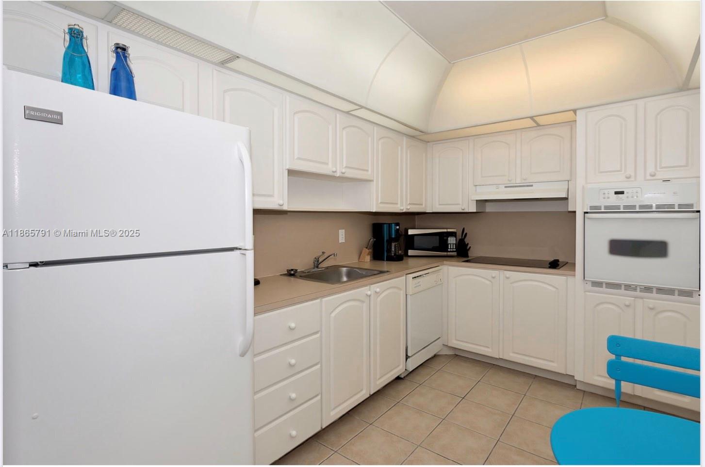 Photo of 3901 Ocean Dr  #4U, Hollywood, Florida, 33019 - 