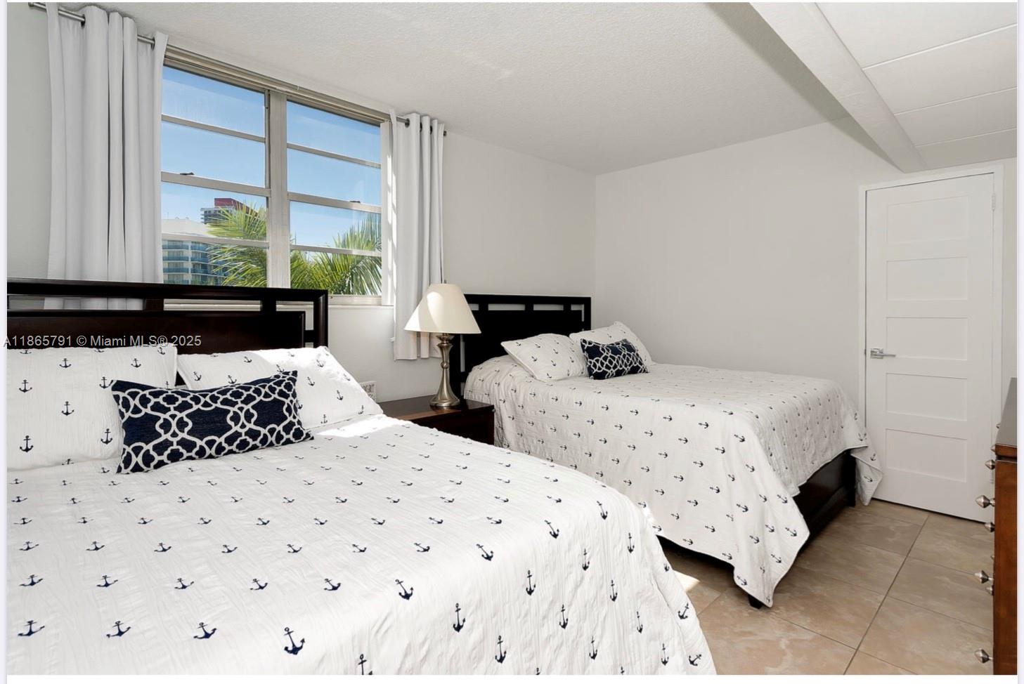 Photo of 3901 Ocean Dr  #4U, Hollywood, Florida, 33019 - 