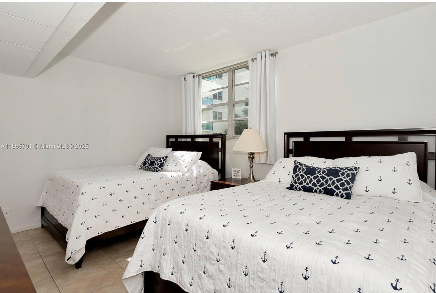 Photo of 3901 Ocean Dr  #4U, Hollywood, Florida, 33019 - 