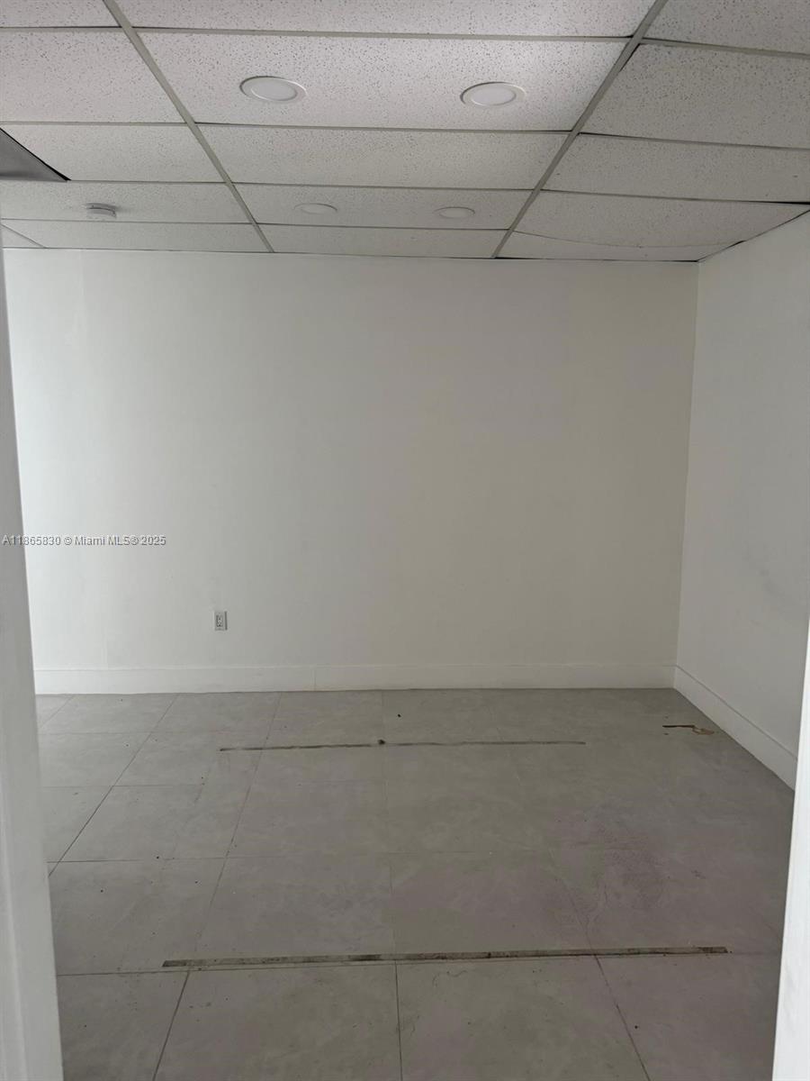 Ver detalles 3 / sq. ft. $ 2025-08-26 0 foto