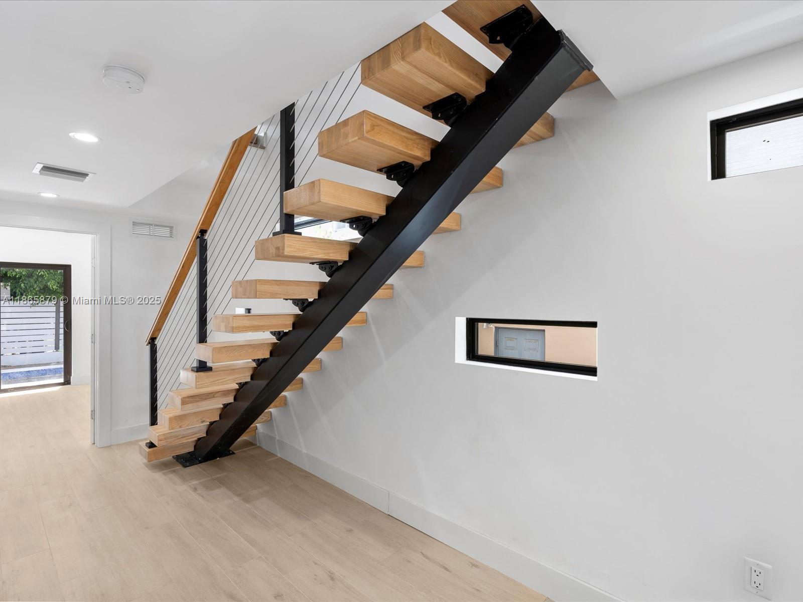 See details / 0 sq. ft. $ 2025-08-26 0 Photo