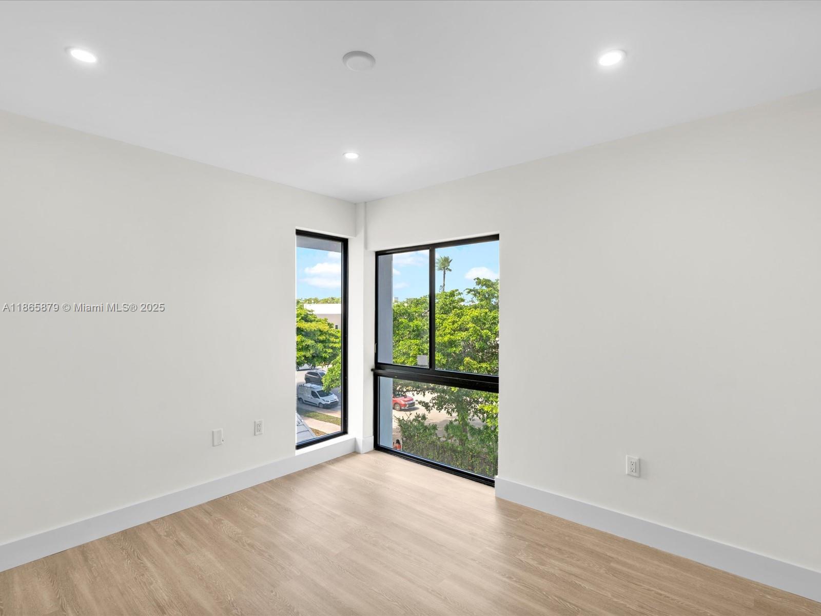 See details / 0 sq. ft. $ 2025-08-26 0 Photo