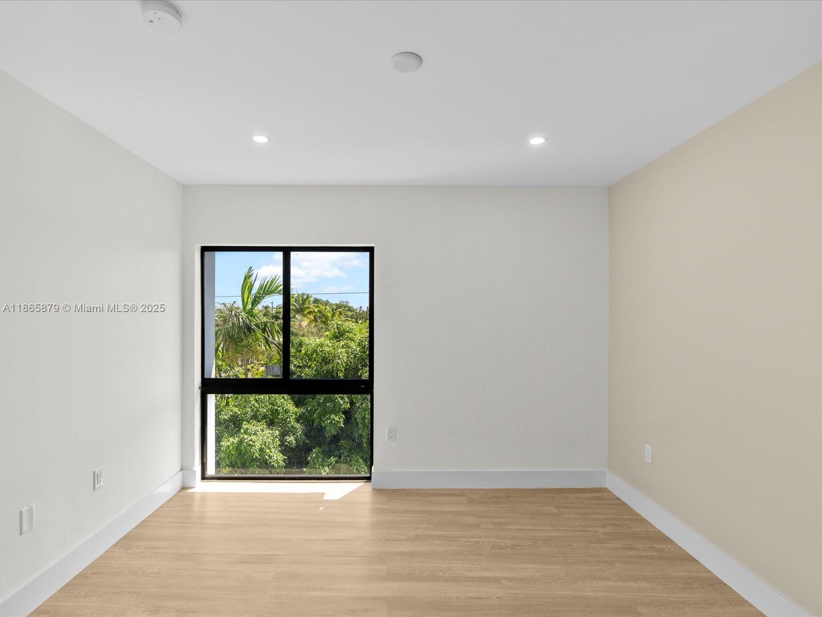 See details / 0 sq. ft. $ 2025-08-26 0 Photo