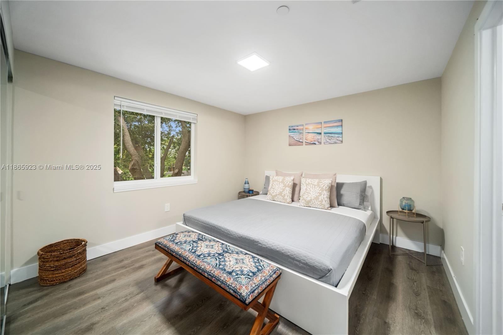   /  3000 sq. ft. $ 2025-08-26 0 Photo