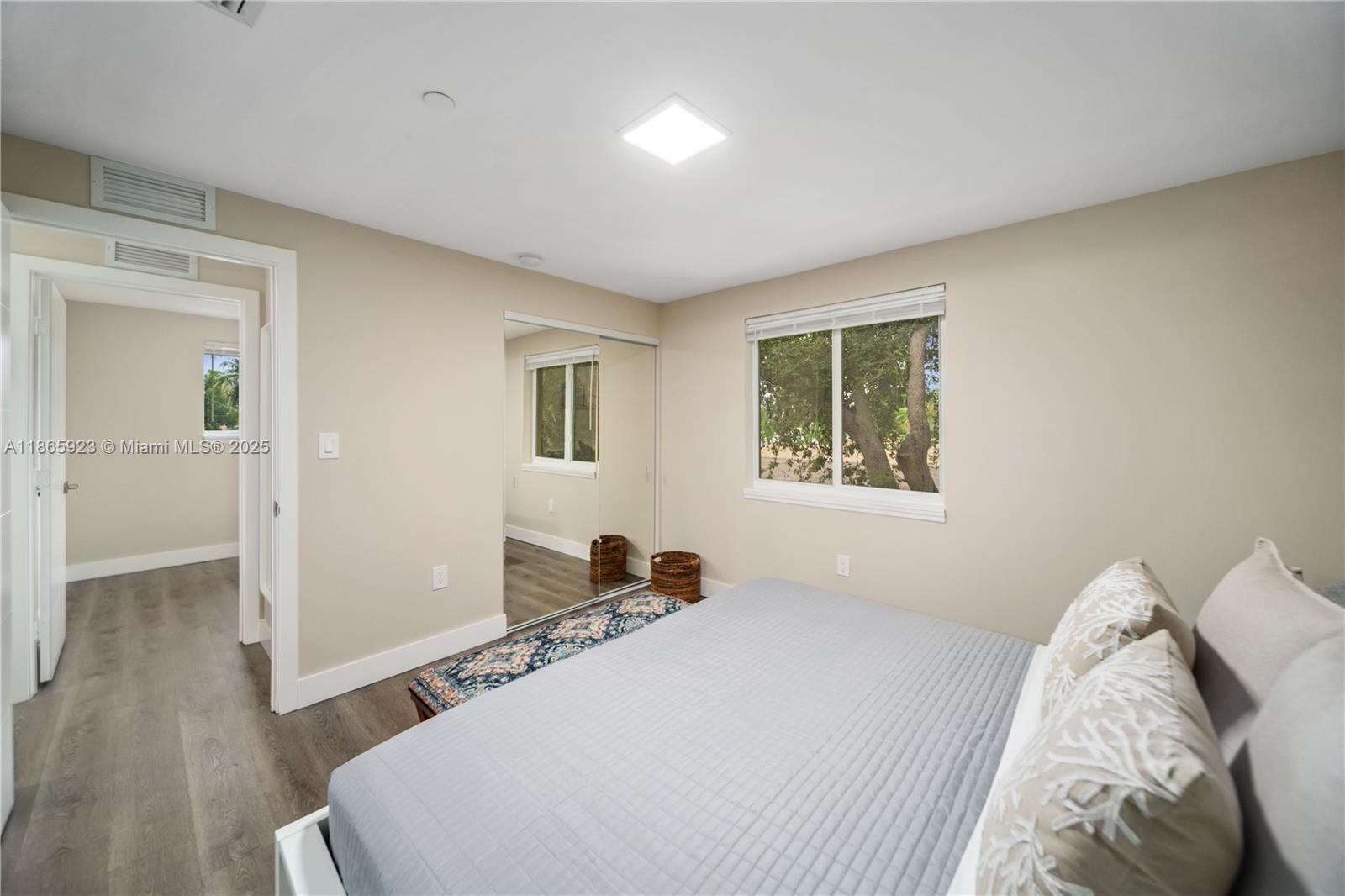   /  3000 sq. ft. $ 2025-08-26 0 Photo