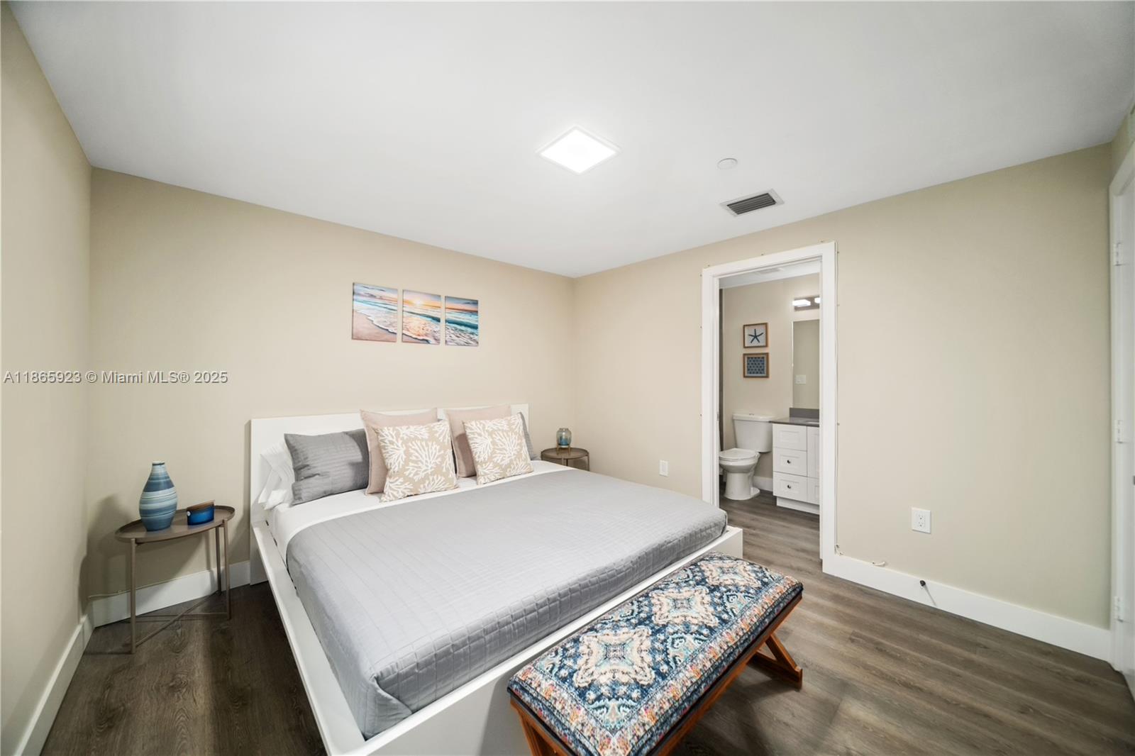   /  3000 sq. ft. $ 2025-08-26 0 Photo